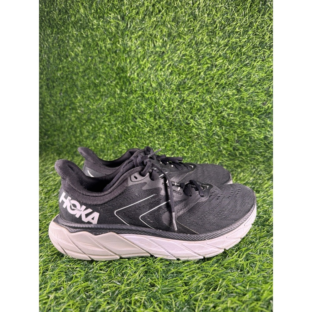 Hoka One One Arahi 5 Womens Size 8.5 B Running Shoes Black 1115012 BWHT